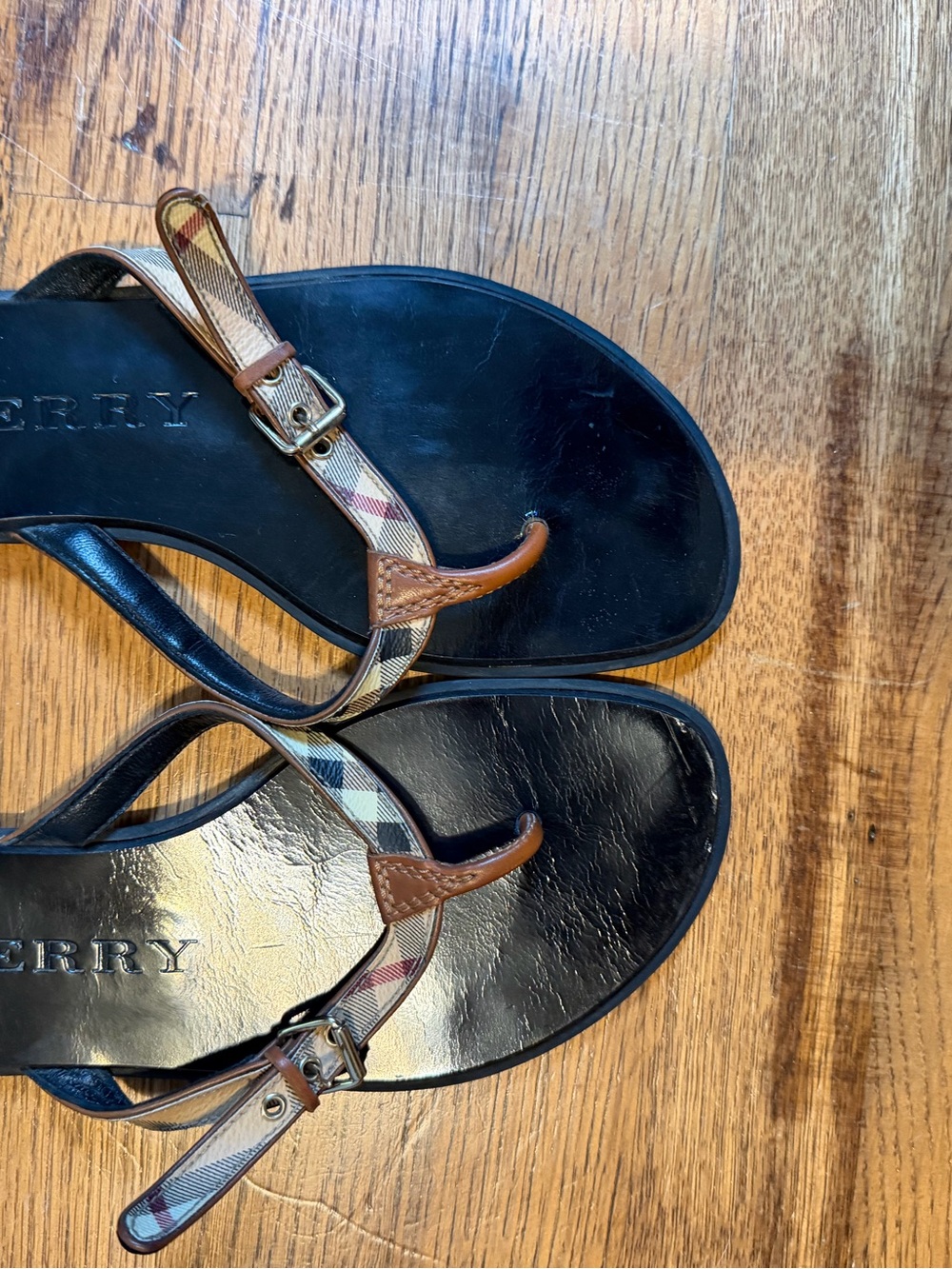 Burberry Black Leather & Classoc Check Sandals - Size 8 - Picture 3 of 4